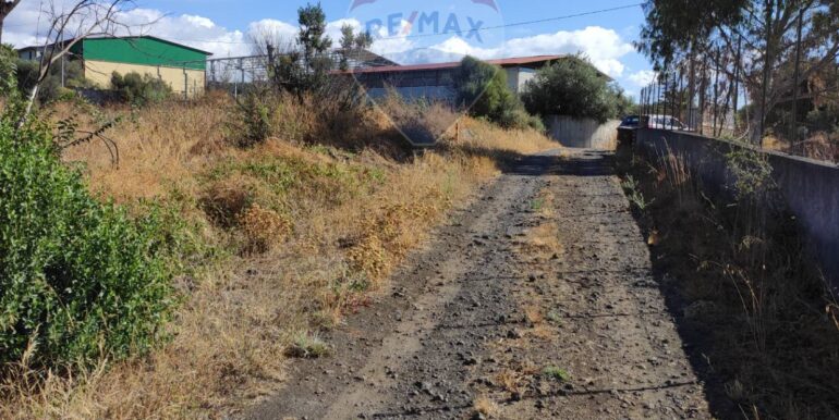 20251117183924-1000887-10