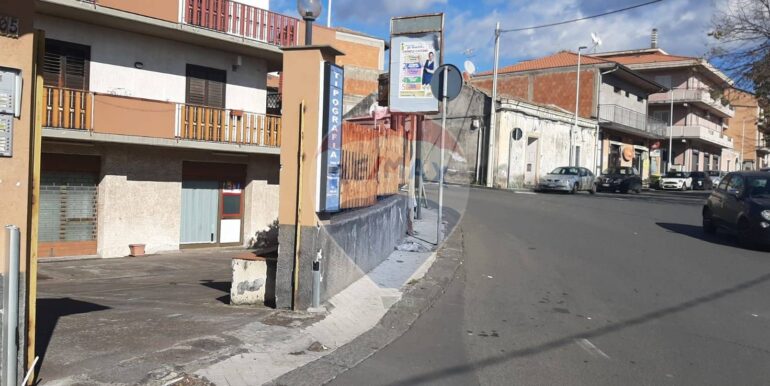 20251117185203-1001119-13