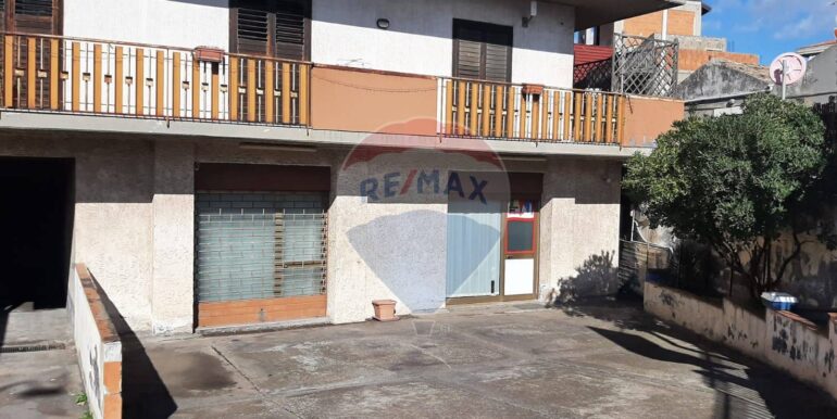 20251117185208-1001119-15