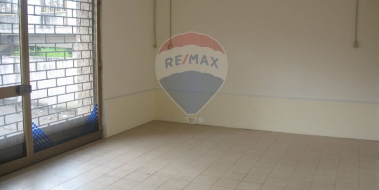 20251117185215-1001119-19