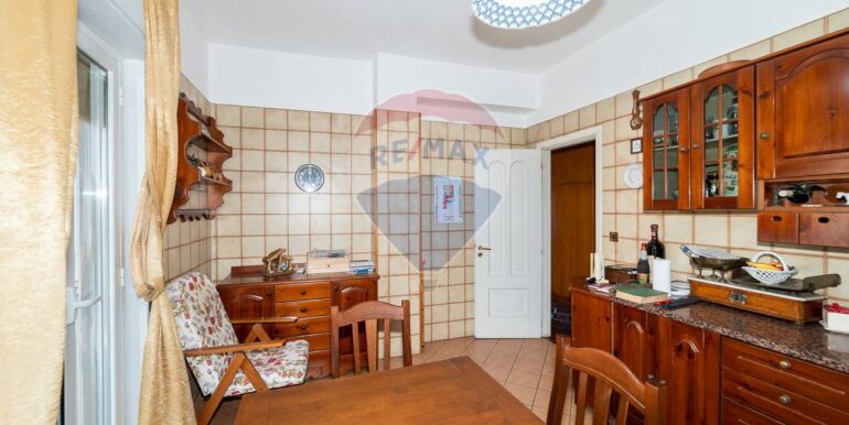 20251117190940-1001285-5