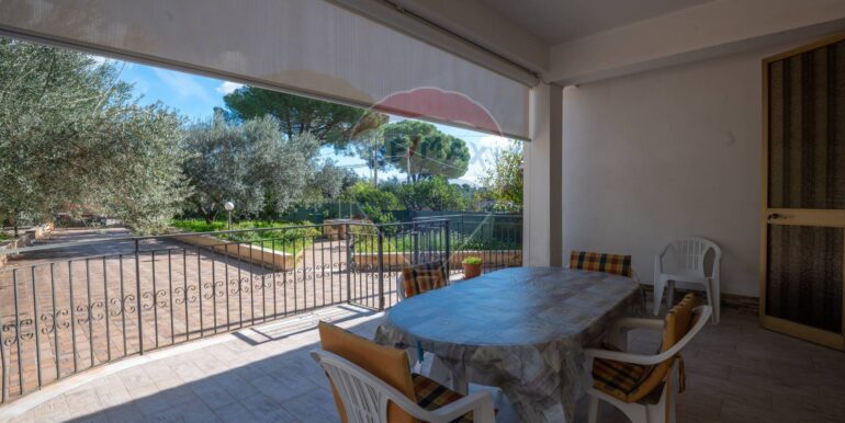 20251117195752-997150-10