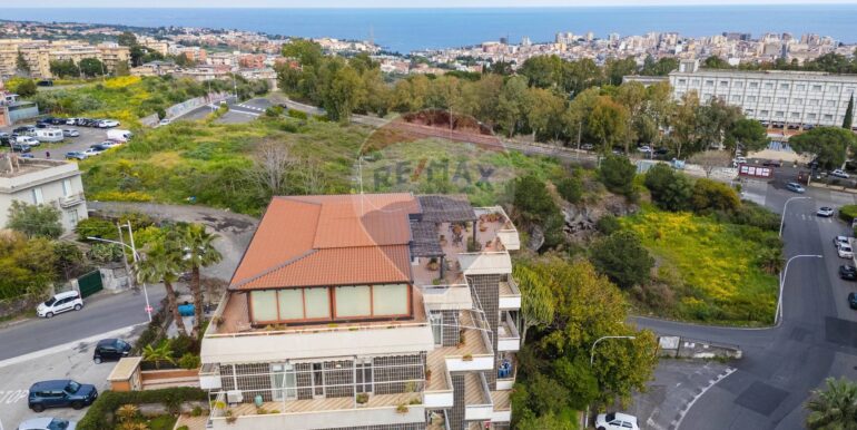 20251117200157-1001285-57