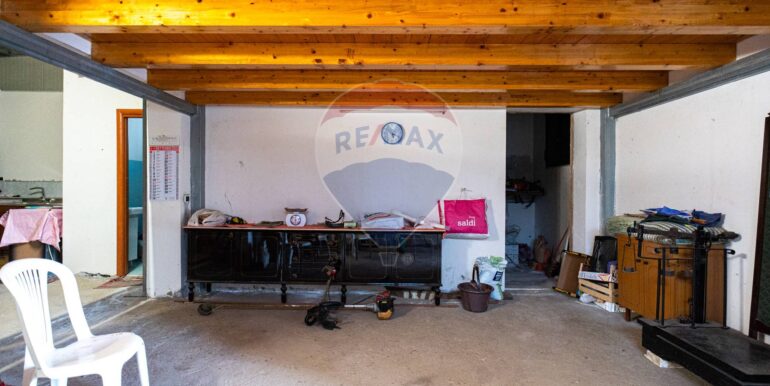 20251117211607-1001305-6