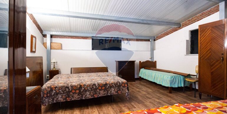 20251117211608-1001305-13