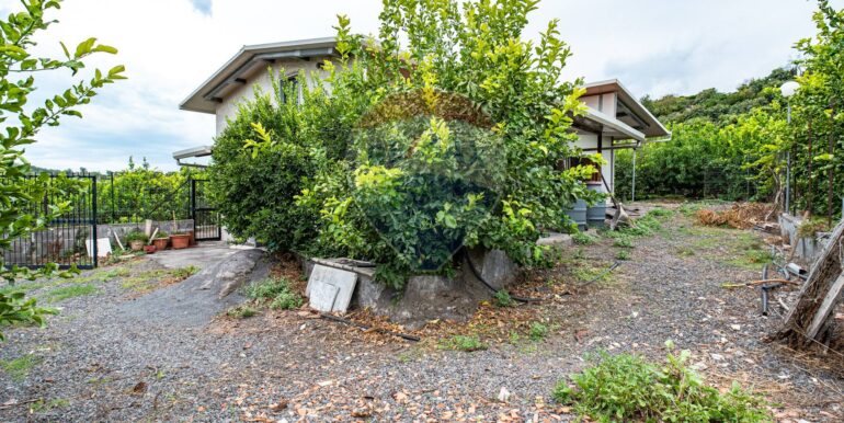 20251117211610-1001305-19