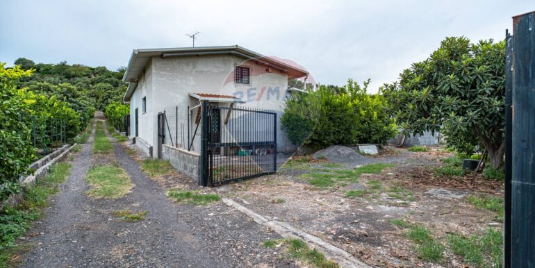 20251117211611-1001305-24