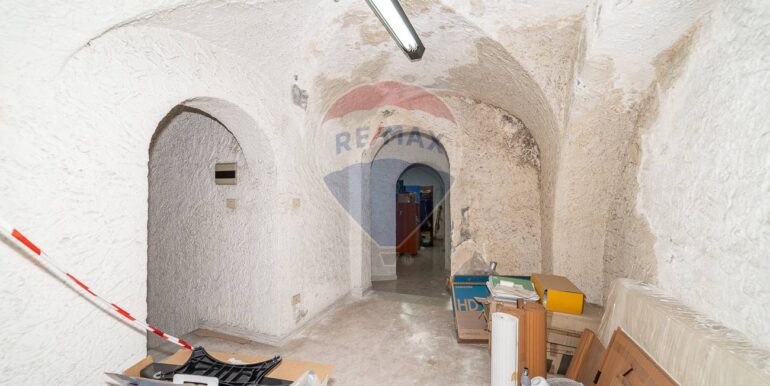 2025111793644-1000967-4