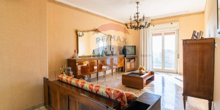 20251118101214-1001368-3