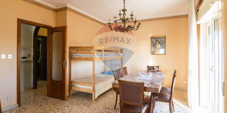 20251118101220-1001368-5