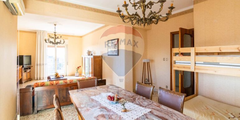 20251118101224-1001368-6