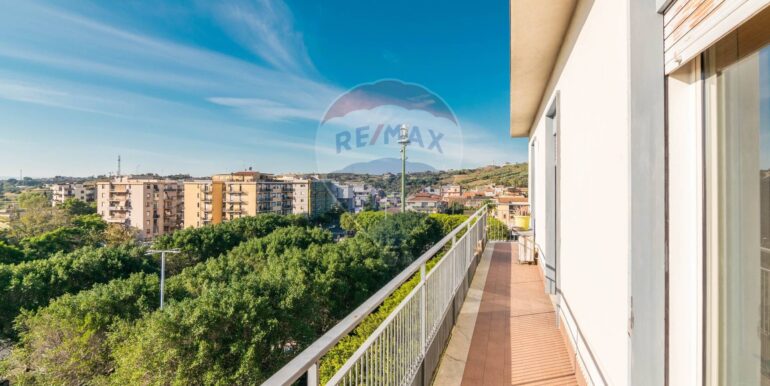 20251118101227-1001368-7