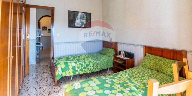 20251118101307-1001368-19