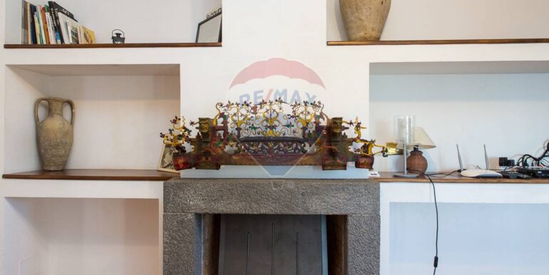 20251118105811-1001382-9