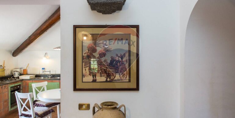 20251118105815-1001382-10