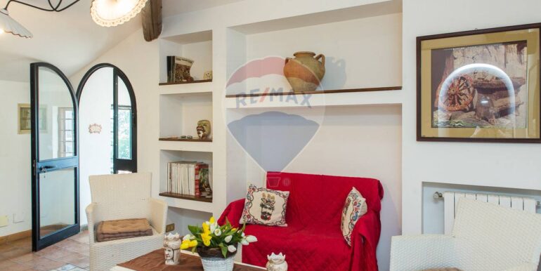 20251118105822-1001382-12