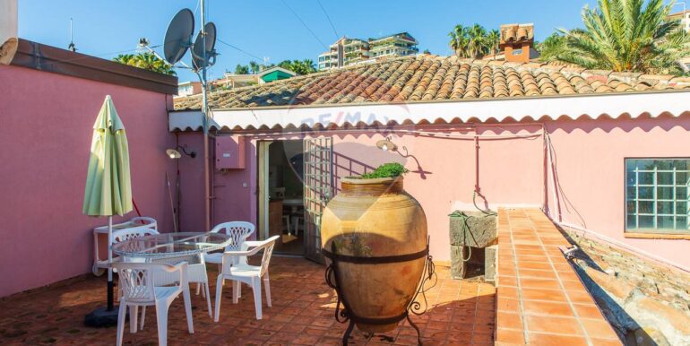 20251118105855-1001382-22