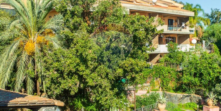 20251118105859-1001382-23