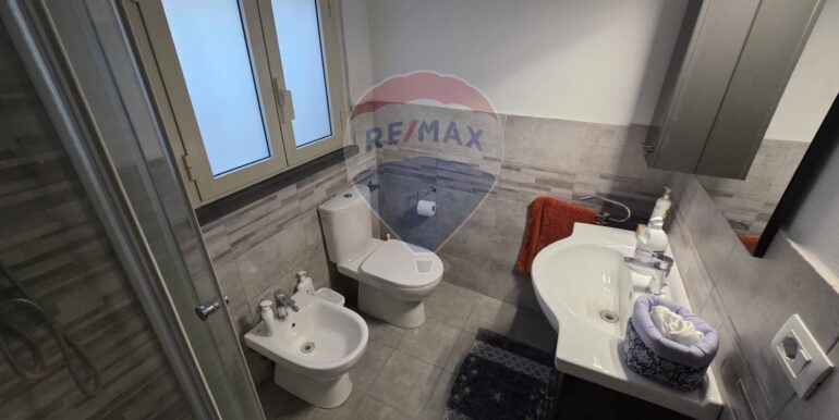 20251118110408-994451-45