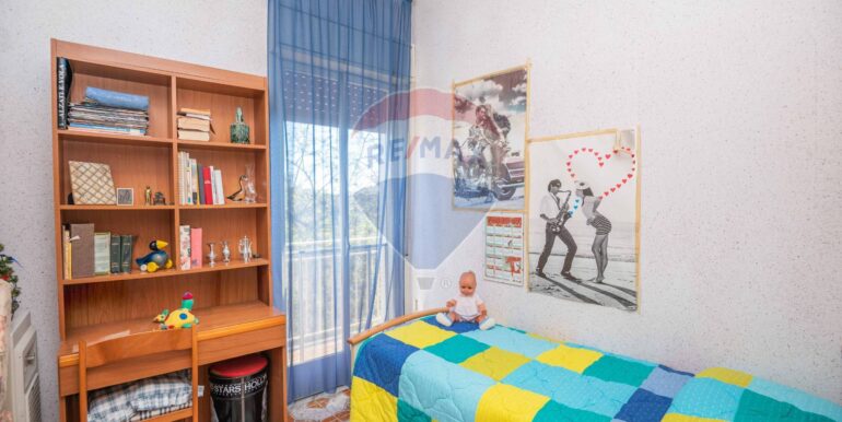 20251118113901-994094-3