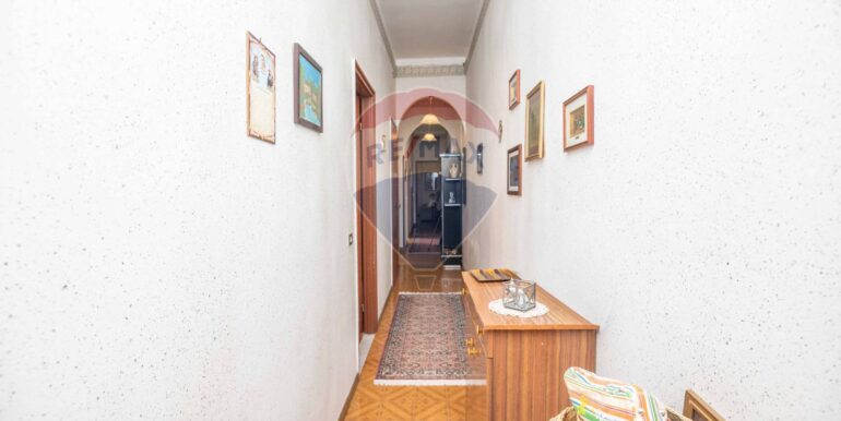 20251118113916-994094-7