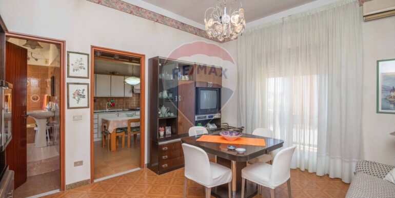 20251118113941-994094-15