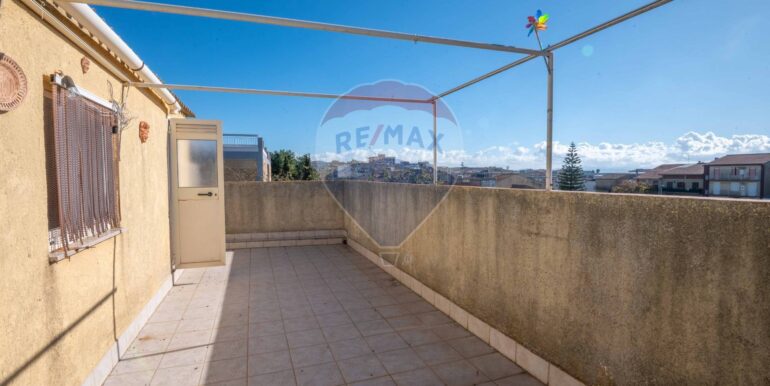 20251118114003-994094-22