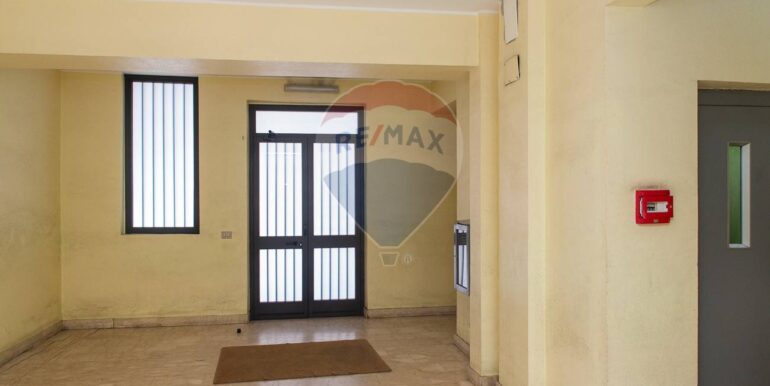 20251118120711-1001409-5