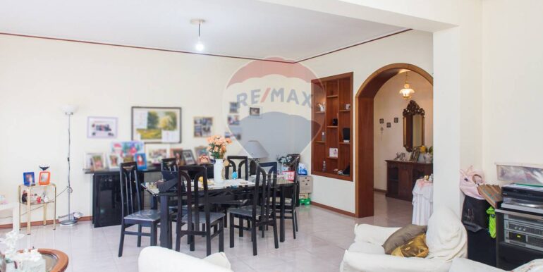 20251118120747-1001409-15