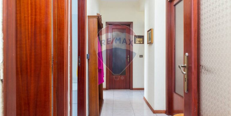 20251118120756-1001409-18