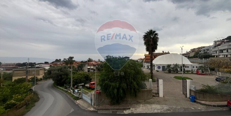 20251118134332-1001447-2