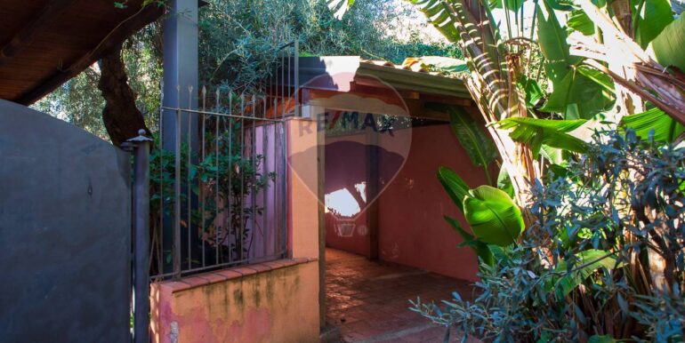 20251118141413-1002027-8