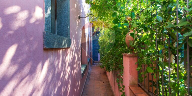 20251118141417-1002027-9