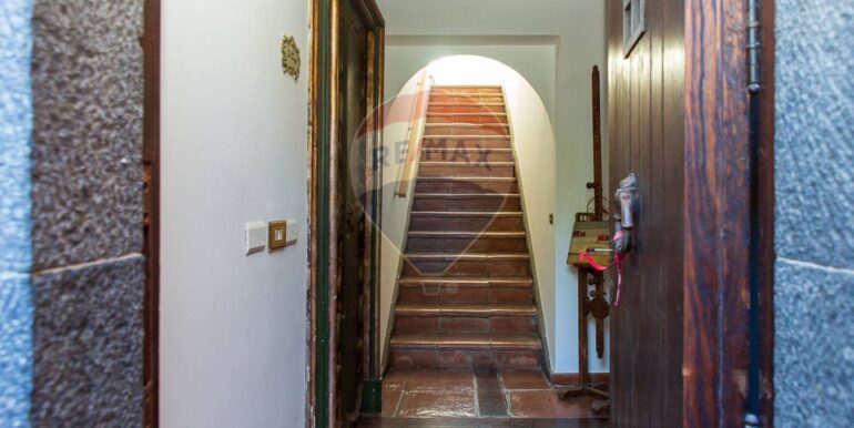 20251118141426-1002027-12