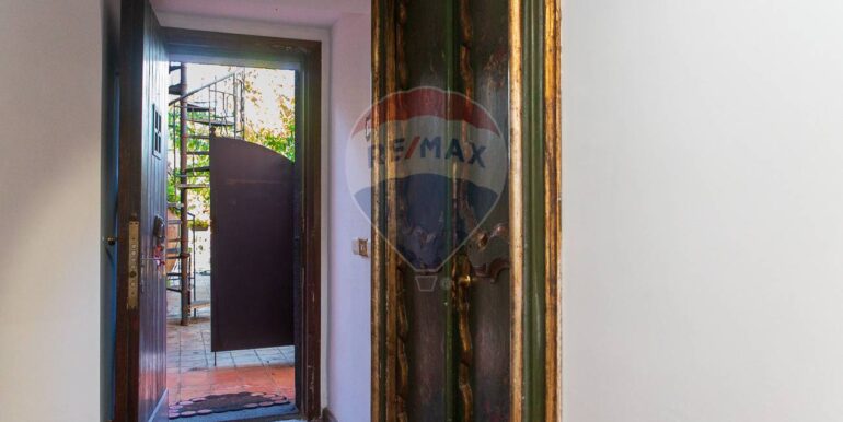 20251118141432-1002027-14