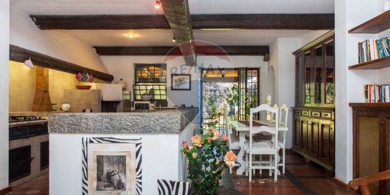 20251118141505-1002027-21