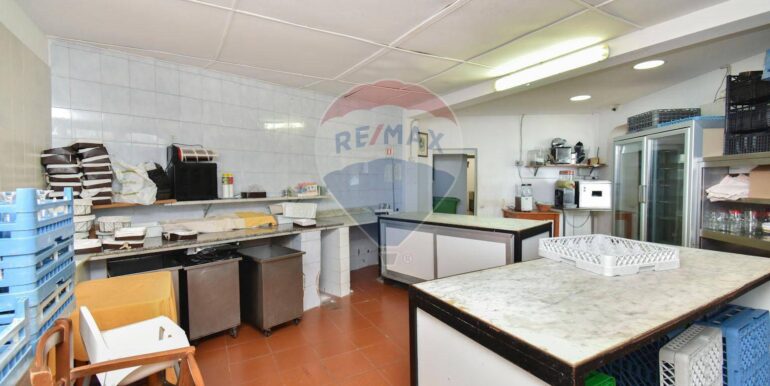 20251118143514-1002030-12