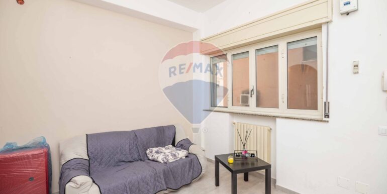 20251118185957-1002136-2