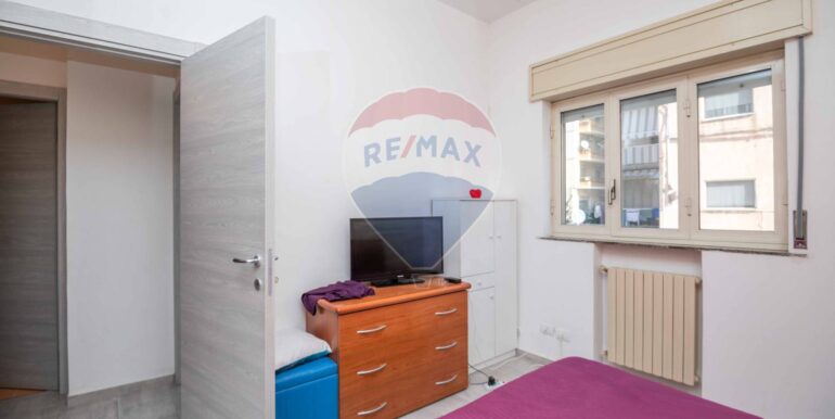 20251118190012-1002136-8