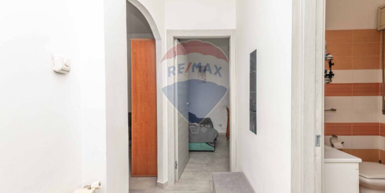 20251118190020-1002136-11