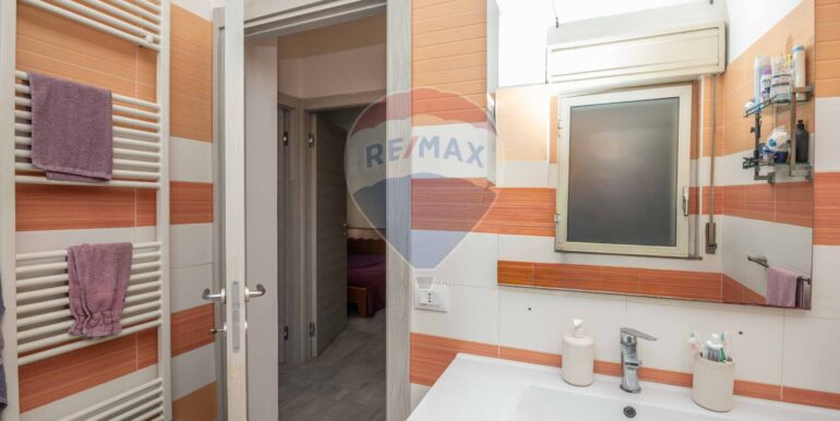 20251118190023-1002136-12