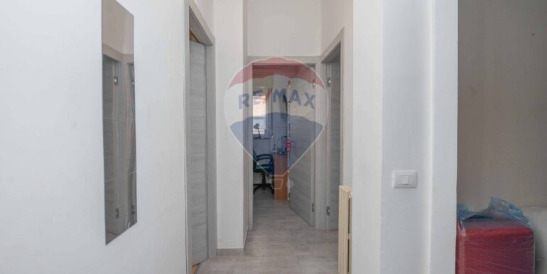 20251118190025-1002136-13