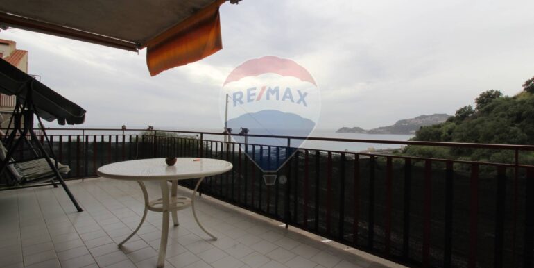 20251119104515-1002176-10