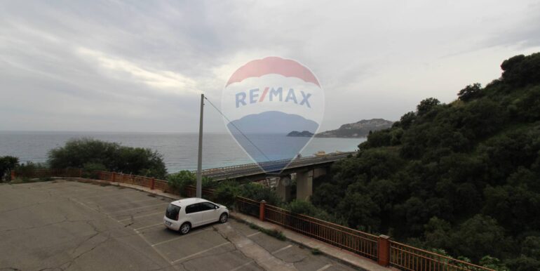 20251119104521-1002176-12