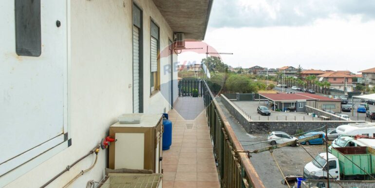 20251119105432-1002178-7