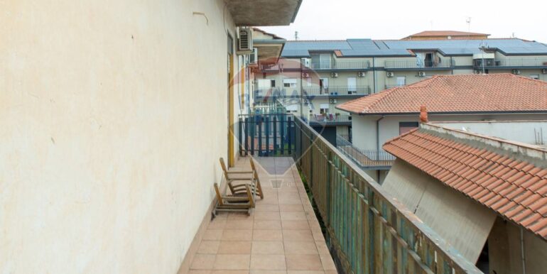 20251119105432-1002178-8