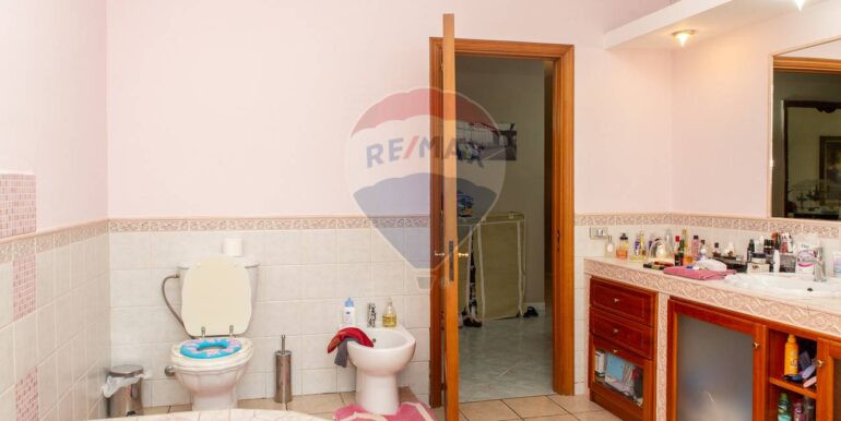 20251119105433-1002178-18