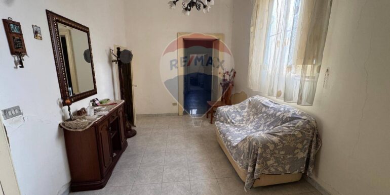 20251119114938-1002140-8