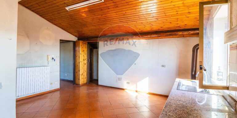 20251119175914-1002305-15