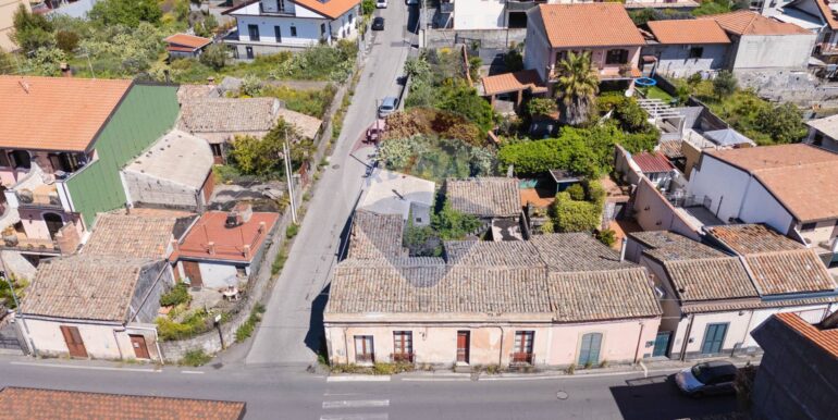 20251119183344-1002333-13